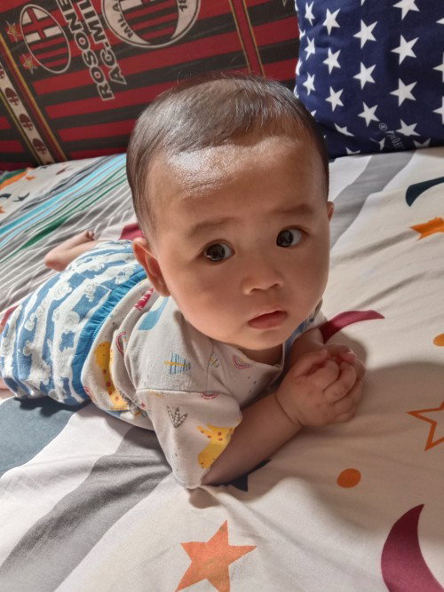 Stimulasi duduk tapi belum bisa tengkurep mandiri
