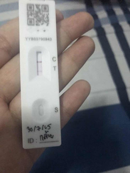 ติดโควิดตอนท้อง7เดือนกว่า ตอนนี้ติดได้10วันแล้ว
อาการไม่มีอะไรแล้ว แค่เหนื่อยกว่าปกติ แต่ตรวจยังขึ้น2ขีด มีแม่บ้านไหนเป็นบ้างไหมค่า #กังวลห่วงลูกค่า