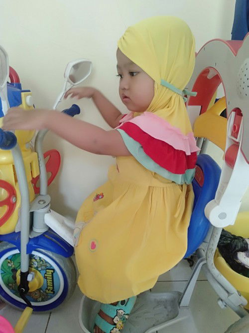 Balita sering mengejan padahal tidak mau BAB