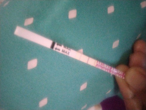 Anak masih kecil hamil lagi