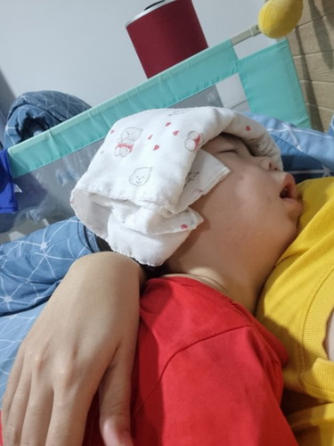 ลูกชาย2ขวบ7เดือนติดโควิค ช่วยแนะนำวิธีดูแลหน่อยคะ แบบHome Isolation