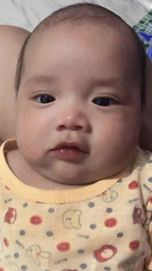 อวดความน่ารักของลูกกันค่ะ