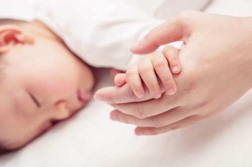 Mengatasi susah tidur pada si Kecil