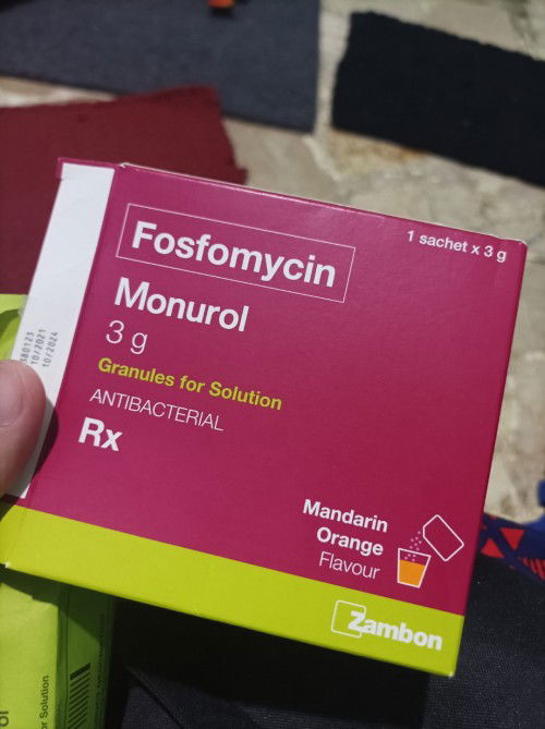 MOMSHIES WITH UTI 😢