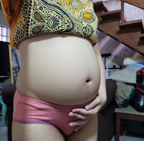 Baby bump at 23weeks 2days