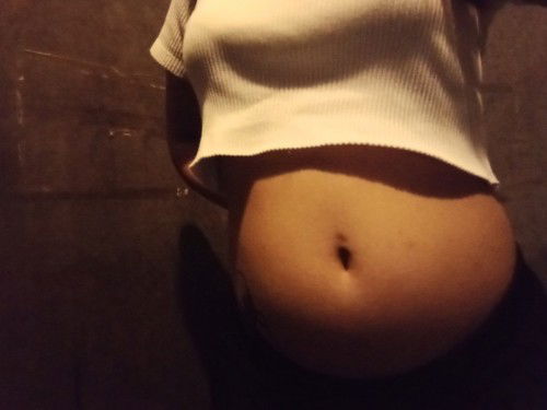 มีใครท้อง 8w แล้วท้องใหญ่บ้างคะ