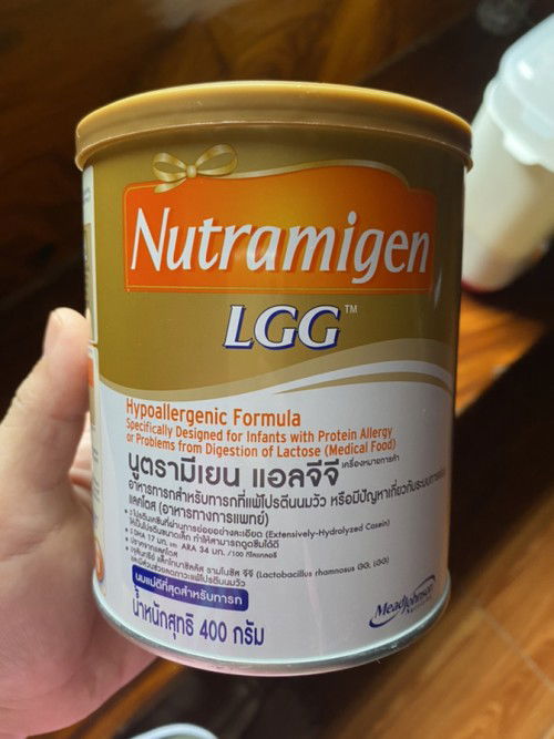 แพ้นมวัว น้องแฝดแพ้นมวัวค่ะ