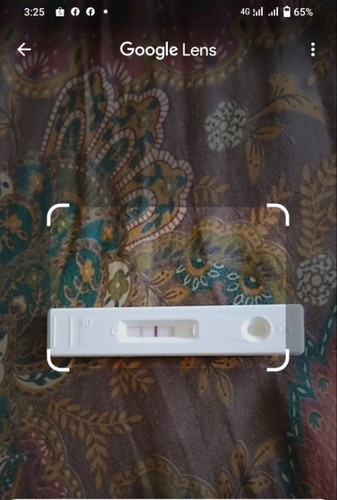 Is this a sign of positive or negative pregnancy? Can someone help me? 🥺
