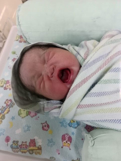 Telah lahir di usia 39mgg