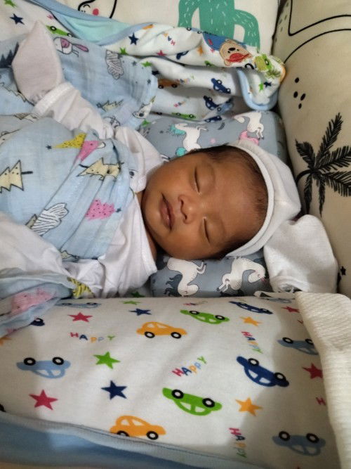 PAG TAE NG 1 MONTH OLD