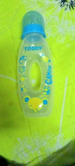 สวัสดีค่ะ แม่ๆ
ขอวิธีล้างขวดนมก้ามปูหน่อยค่ะ  พอดีพึ่งซื้อมาใช้ค่ะ                       
#ขอบคุณค่ะ