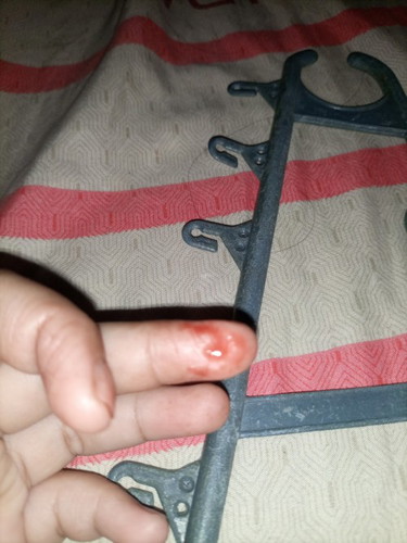 Rust look and wattery,Implantation Bleeding Po ba to?
