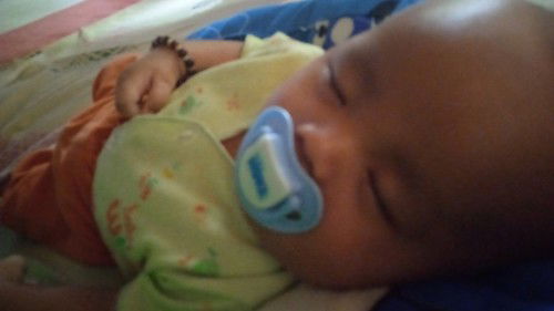 Bayi tdk mau menyusu?? Mitos atau fakta ketmplokan makluk halus????