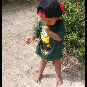 Anak 2 tahun belum bisa jalan