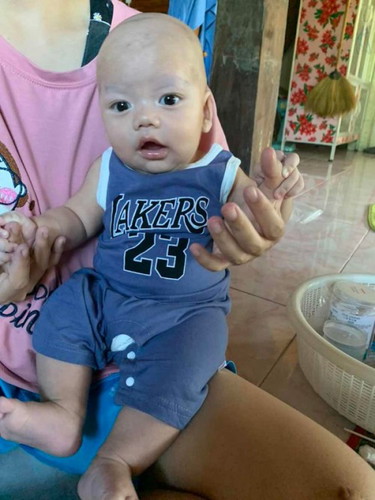 3เดือน 3วัน ให้นั่งแบบนี้หลังจะงอไหมคะ แม่ๆ