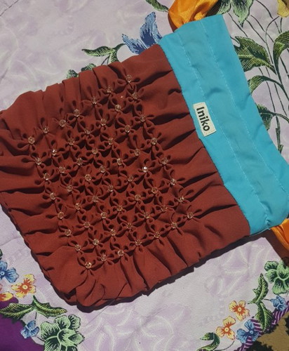 Halo mom, aku jual tas seperti di gambar, yang berminat bisa banget ya... Murah saja 45rb