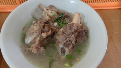 Ngidam sop iga