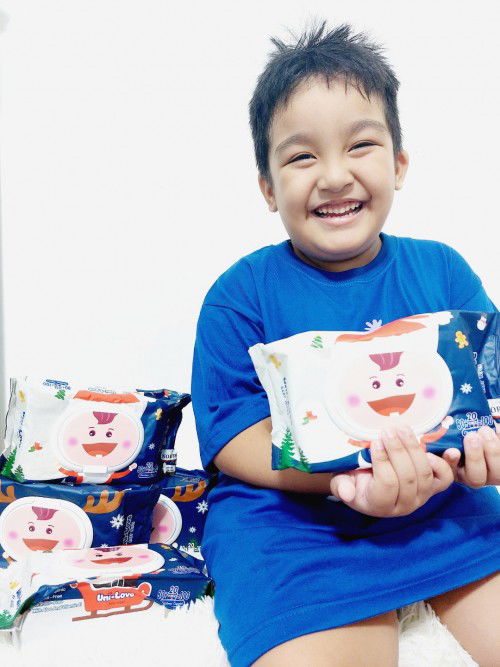 Uni-Love Christmas Edition Baby Wipes