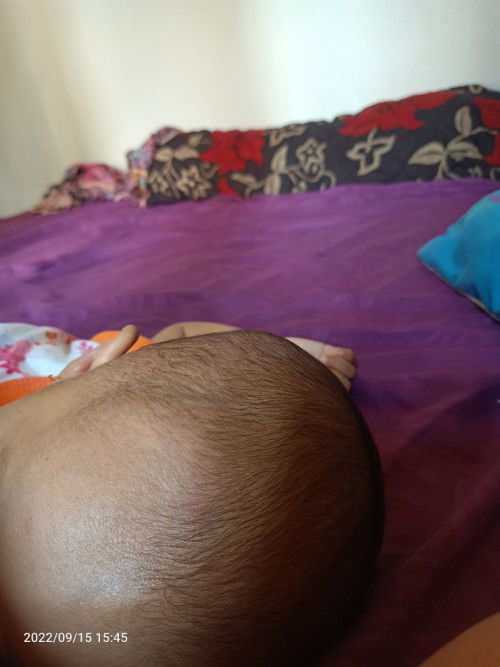 Rambut anak belum panjang