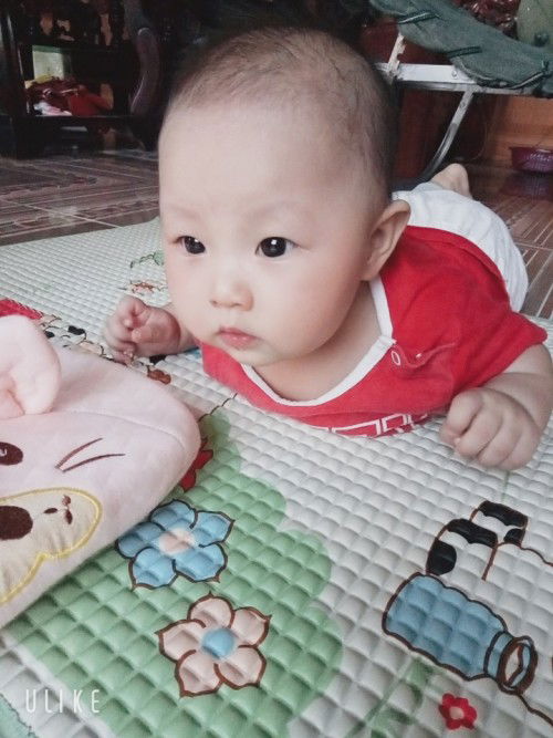 Giúp bé tăng cân