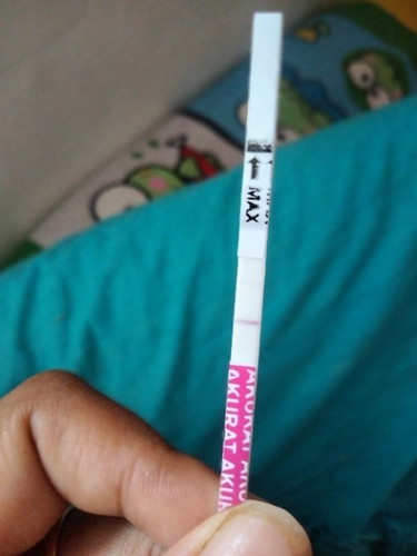 Bunda mau tanya saya barusan tespek sore hari dan hasilnya sedikit samar gini apakah positif