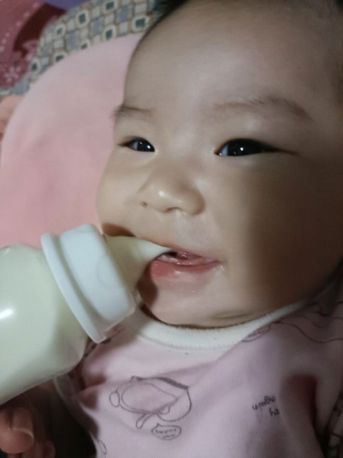 ฟันของลูกน้อยวัย4เดือน