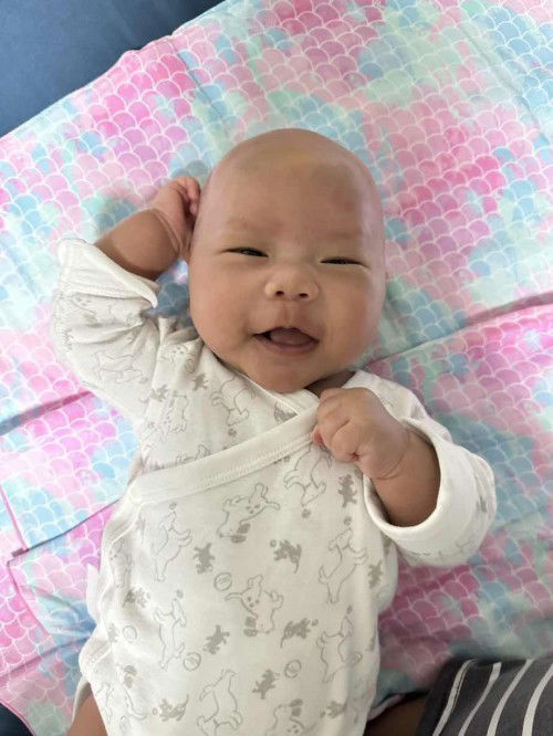 โกนผมไฟ  ใช้อะไรทาหัวลูกกันบ้างคะ