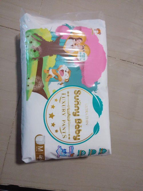 ส่งต่อชันนี่เบบี้ไซส์M รุ่น luxury ราคา 300 บาทส่งฟรีผิวสัมผัสนุ่มมาก แต่แม่ซื้อมาเยอะไปลูกใหญ่กว่าแ