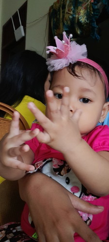 Siang bunda2 mnta sharing donk pngalaman bunda2 yg baby x blum tumbuh2 gigix
Baby q Umur 10 bulan