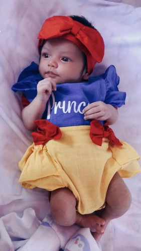 อายุ19วันกินเก่งมากค่ะ ยาดมของแม่
น้องเมฆเมย