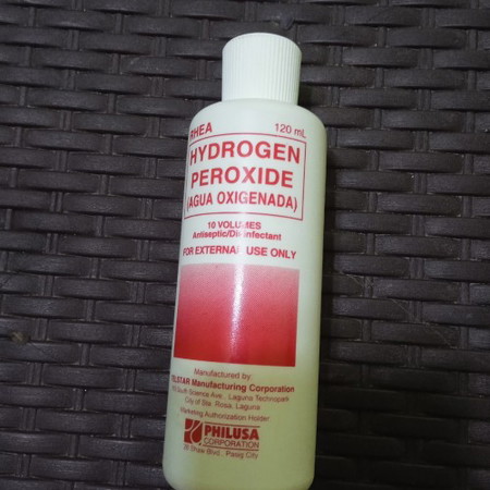 HYDROGEN PEROXIDE (agua oxigenada)
OKAY LANG BA NA IPANGLINIS NG PUSOD NG BUNTIS?