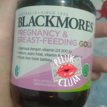 Halo bunda" adakah yg sama selama hamil mkn vit ini? 🙏 Selain ini bunda" minum vit apa aja?