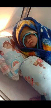 37wk telah lahir kedunia