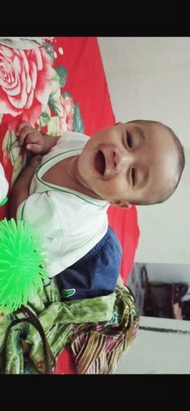 Bayi 7 bulan belum bisa duduk