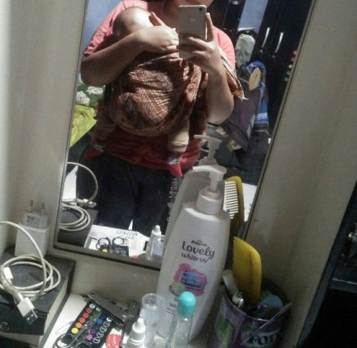 Seputar menggendong bayi