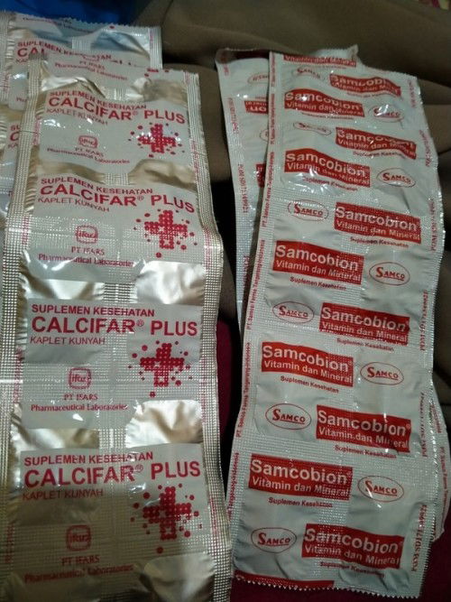 Solusi minum vitamin