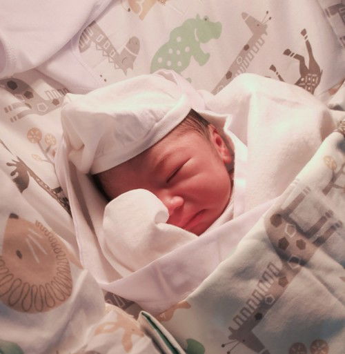 My baby boy is out ❤️😍