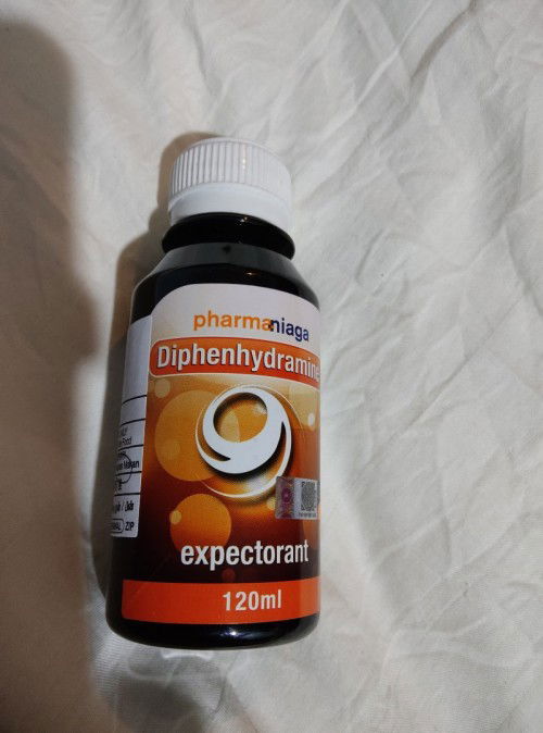 Ada ke bumil mnum ubat batuk ni klau batuk? . Bli kat farmasi