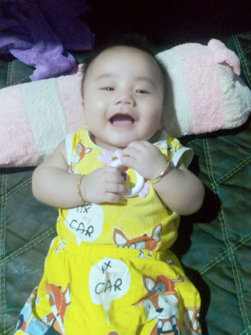 Bé 5 tháng rưỡi