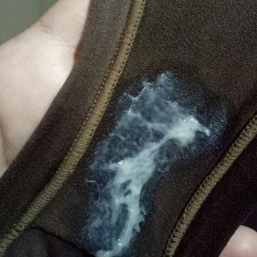 Bhun mau tanya donk klo kluar lendir putih ap tanda mau melahirkan HPL tgl 24 november