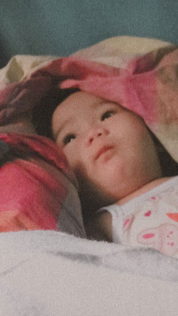 5 month baby , is it normal?