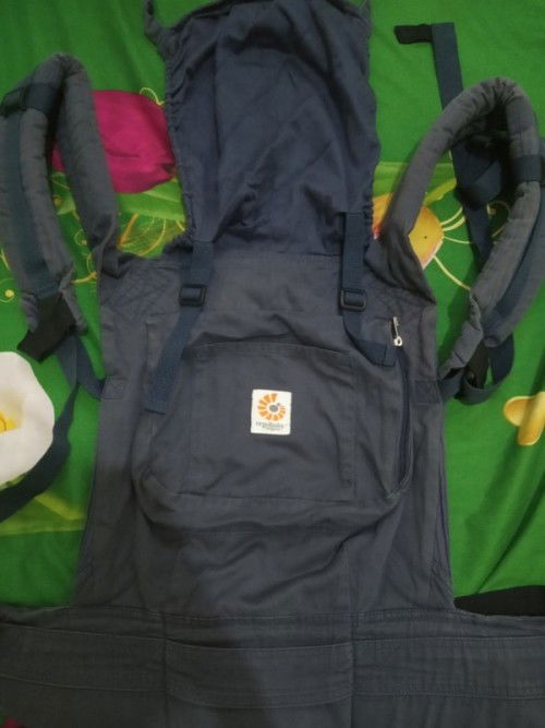 PL GENDONGAN ERGOBABY