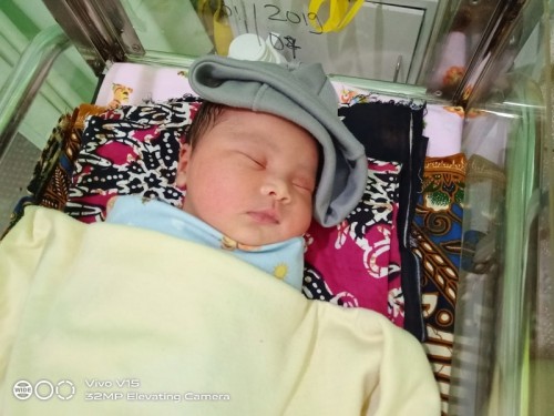 Telah lahir putri pertama❤️🤗