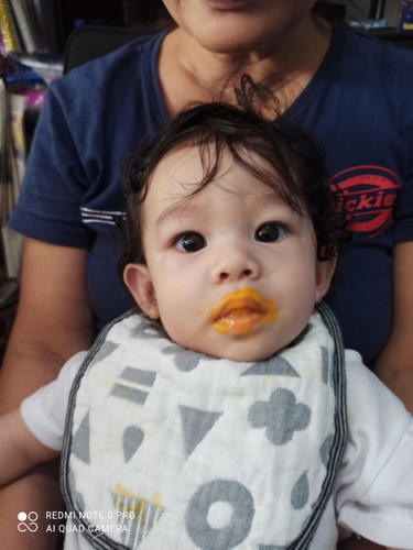 Share nyo nmn pano ang meal plan ng 6 months old baby nyo . Milk and solid food