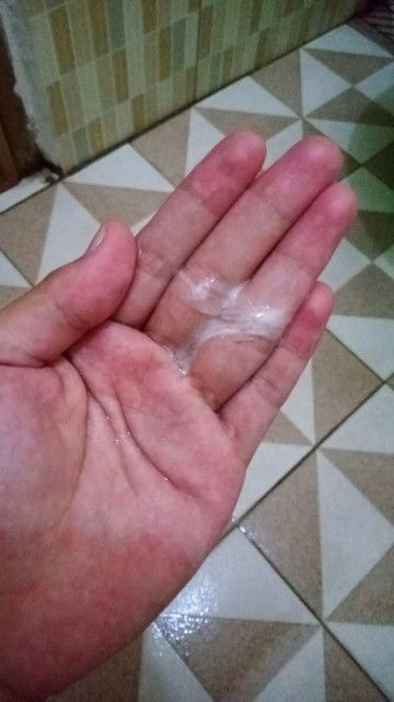 Lendir putih bercampur lendir bening