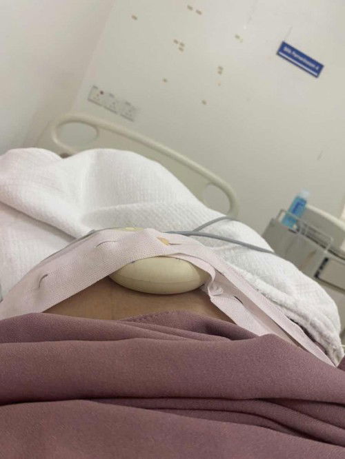 Cek ctg , contraction kuatttt rupanya bru bukak 1cm