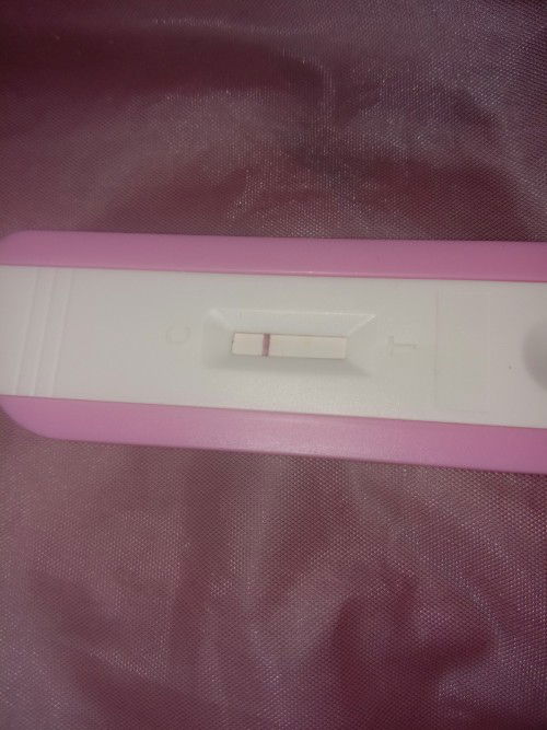 This pregnancy test.  It's negative or faint line or positive?  Plz comment here