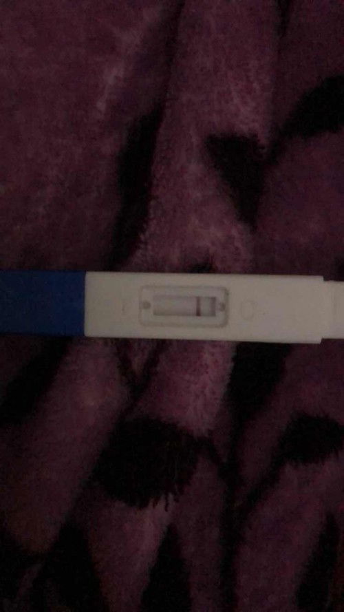 9wของแม่ๆซาวเจอกันบ้างไหมค่ะ วันนี้มีเลือดออกหมอซาวเจอแต่มดลูกที่ขยายตัวขึ้นแต่ไม่เจอตัวอ่อนล่าสุดตรวจขึ้น1ขีดหลุดแล้วใช่ไหมค่ะ