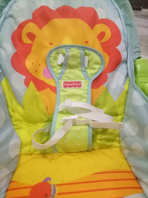 Prelove fisher price newborn to toddler rocker and Disney cuties duck to let go.