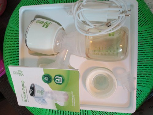 Breast pump